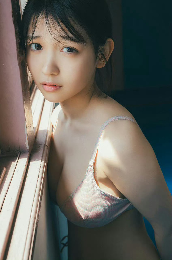 假面女郎 封面